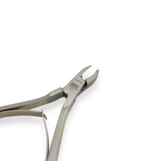 Щипцы для кутикулы режущая часть 2 мм длина 10 см, KIEHL (Германия)